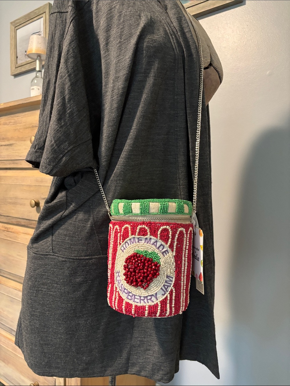 Made in India Hand-Beaded Raspberry Jam Red & Green CrossbodyBag - Picture 7 of 14